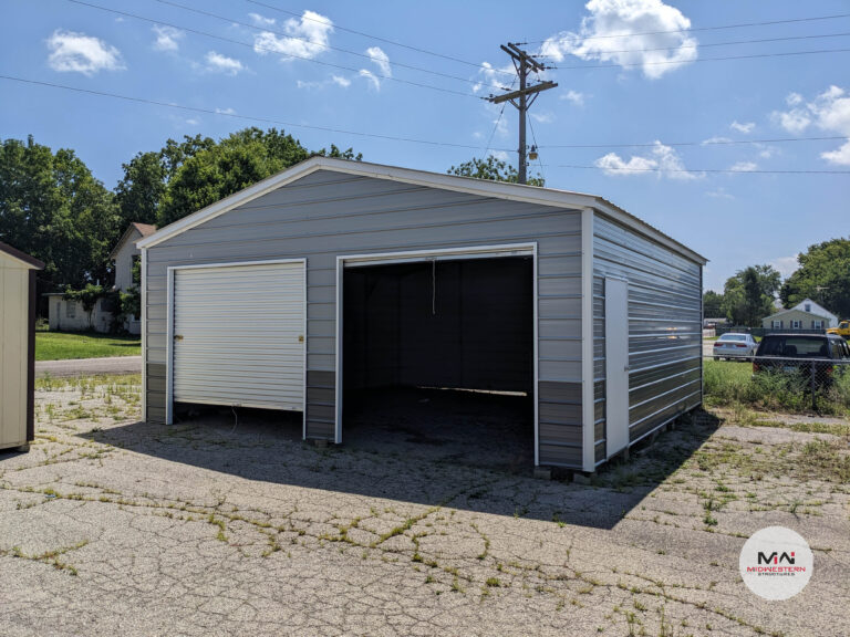 Metal Garage with Wainscotting and Horizontal Siding Exterior